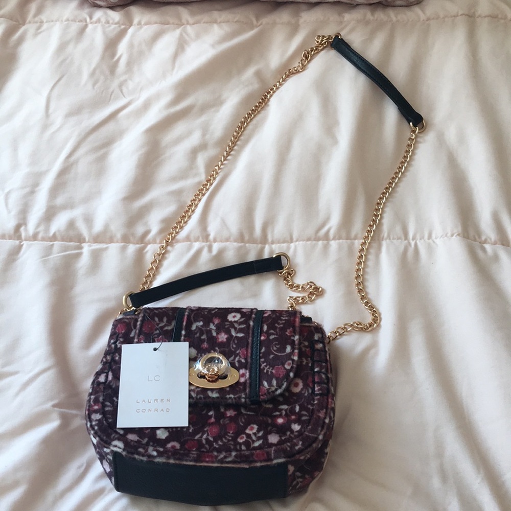 Dainty Shoulder bag